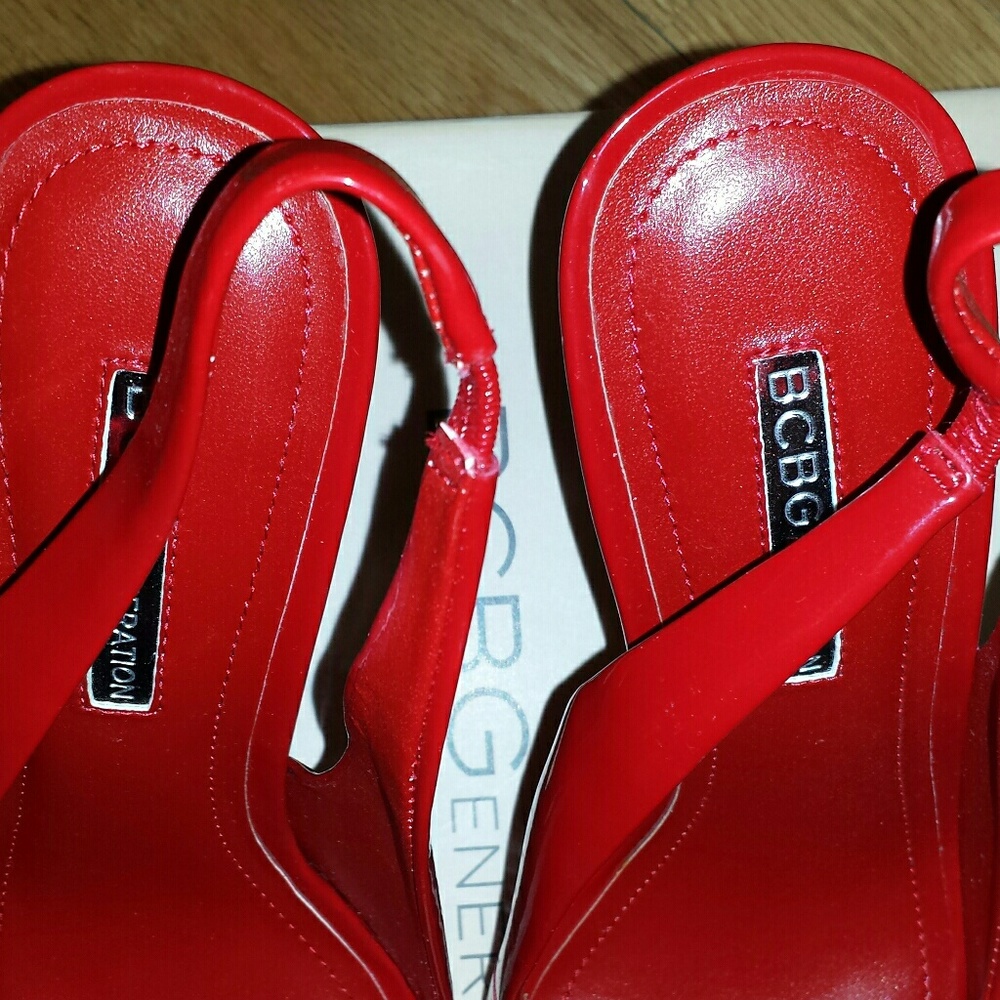 Shoes - Picture 4 of 8